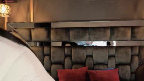 Ani  online show from October 2025 04:10:01 AM