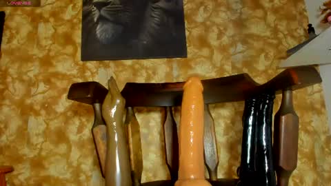 Snapshot of anilethqueenss chatting on June 2026 02:06:01 AM Anileth online show from June 2026 02:06:01 AM