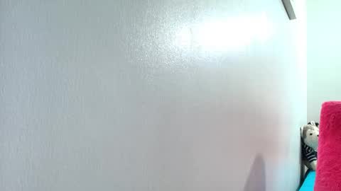 ana independent model online show from November 2025 11:35:01 AM