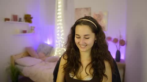 Anita Grey online show from October 2025 07:03:01 PM