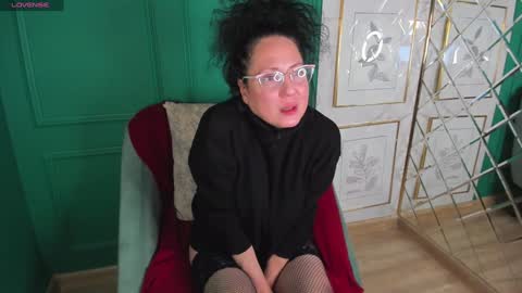 Anita online show from February 2025 04:35:01 PM