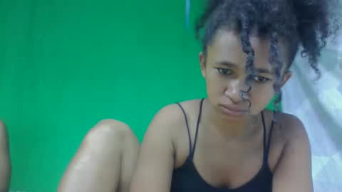 Snapshot of anitaazzh chatting on May 2026 08:33:02 AM anitaazzh online show from May 2026 08:33:02 AM
