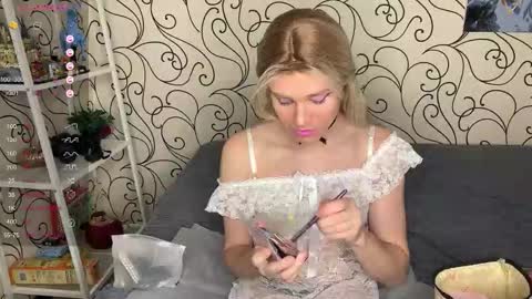 anjalin_sososok online show from February 2026 04:55:02 AM