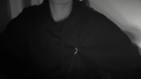 Anje online show from October 2025 06:12:01 PM