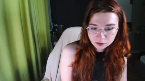 Snapshot of ann_couette chatting on June 2026 04:02:02 AM Im Ann welcome in my room PVT is open online show from June 2026 04:02:02 AM
