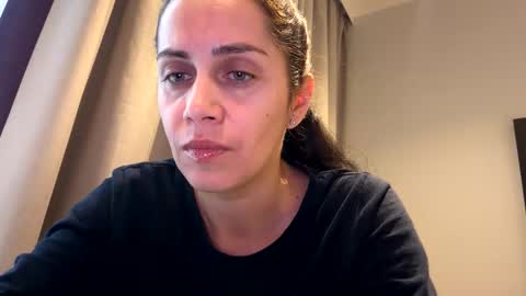 Anna online show from November 2025 06:57:01 AM