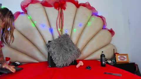 Snapshot of anna__spencer chatting on January 2025 03:07:01 PM Anna online show from January 2025 03:07:01 PM