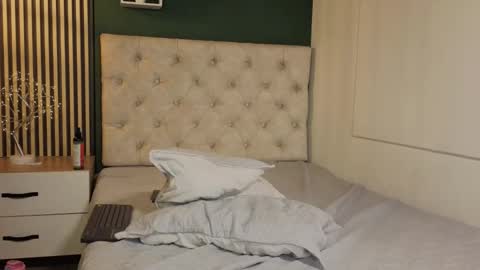 anna_beneet online show from September 2025 03:10:02 AM