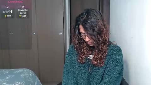 Anna online show from October 2025 03:24:02 PM