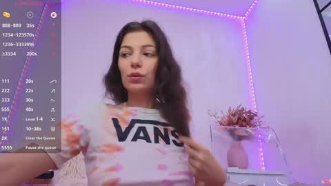 Snapshot of anna_lewis chatting on April 2026 06:27:01 AM Anna online show from April 2026 06:27:01 AM