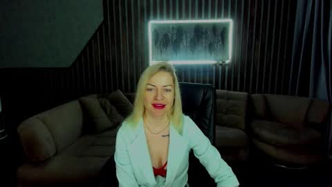 anna_snow9 online show from October 2025 05:28:02 AM
