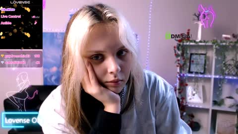 Snapshot of anna_sunshines chatting on January 2025 01:56:02 PM Anna pvt is open online show from January 2025 01:56:02 PM