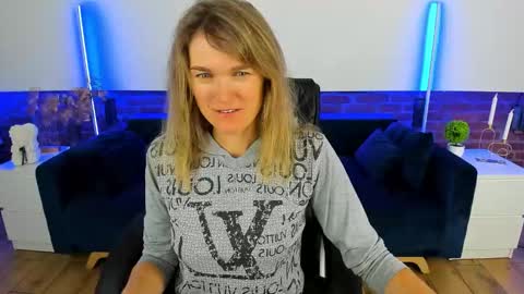 Annabel online show from September 2025 05:52:02 AM