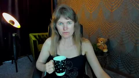 Snapshot of annabel_xxx chatting on May 2026 06:54:02 AM Annabel online show from May 2026 06:54:02 AM