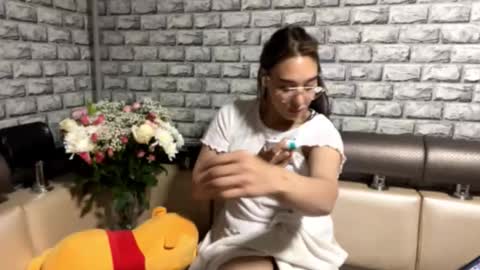 Snapshot of annabellandmann chatting on October 2025 03:30:01 PM Sarah online show from October 2025 03:30:01 PM