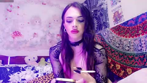 Snapshot of annabelleisdead chatting on January 2025 07:46:02 AM annabelleisdead online show from January 2025 07:46:02 AM