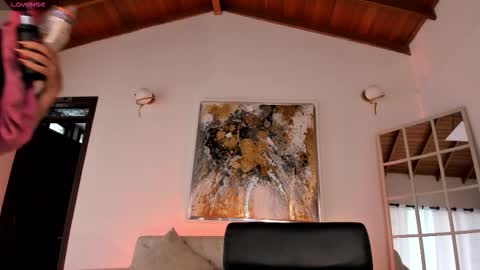 Anna Brooks  online show from November 2025 07:46:02 PM