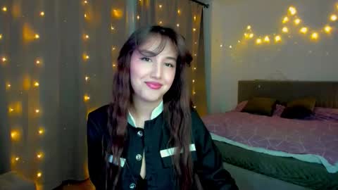 Anna online show from December 2025 05:53:01 PM