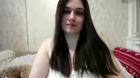 Snapshot of annagoldy chatting on April 2026 09:40:02 AM Anna online show from April 2026 09:40:02 AM