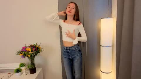 Snapshot of annamarie_foryou chatting on September 2025 06:13:01 AM Holly Molly Im Polly online show from September 2025 06:13:01 AM