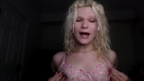 AnnaMarrie online show from March 2026 11:49:01 AM