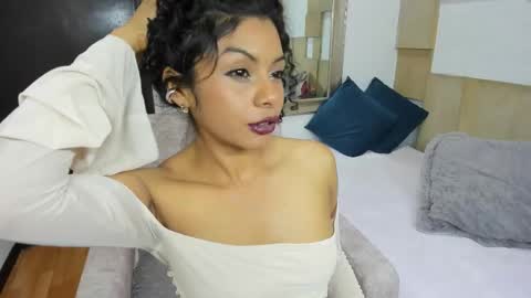 Anna online show from February 2026 08:29:01 PM