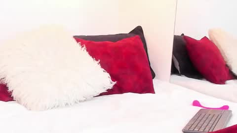 Anna Rosse online show from March 2026 12:54:01 PM