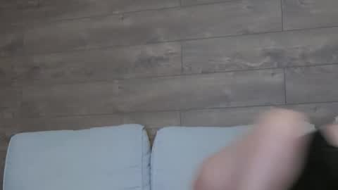 annasplash online show from September 2025 04:56:02 AM