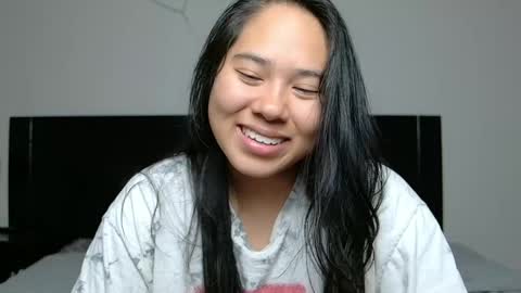 Snapshot of annaxnasty chatting on May 2026 11:56:01 PM Anna online show from May 2026 11:56:01 PM