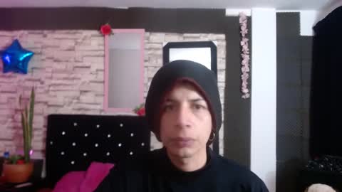 Snapshot of anne_castle86 chatting on October 2025 04:02:01 AM Anne online show from October 2025 04:02:01 AM