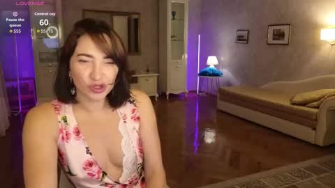 anne_karma online show from October 2025 08:20:01 PM