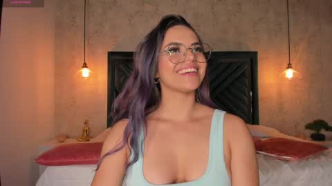 Ann  online show from December 2024 10:17:02 AM