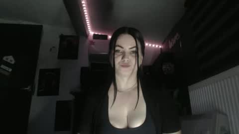 annebellee69 online show from October 2025 08:39:01 PM
