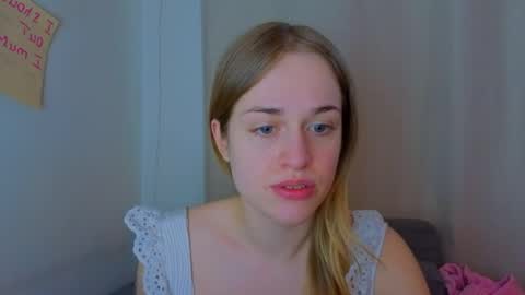 anneriver online show from April 2026 05:52:01 AM