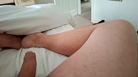 Snapshot of annesfeet chatting on February 2025 02:10:01 PM Annesfeet online show from February 2025 02:10:01 PM