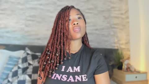 Snapshot of anneth__m chatting on May 2026 07:32:01 PM Anneth online show from May 2026 07:32:01 PM