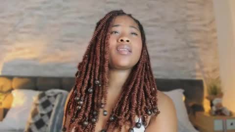 Snapshot of anneth__m chatting on May 2026 07:33:01 PM Anneth online show from May 2026 07:33:01 PM
