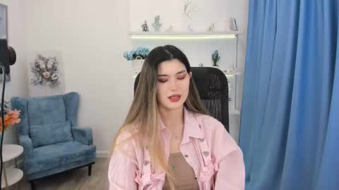 annetli online show from November 2025 07:29:02 PM