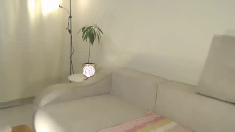 Snapshot of annett chatting on December 2024 02:14:01 AM Annett online show from December 2024 02:14:01 AM