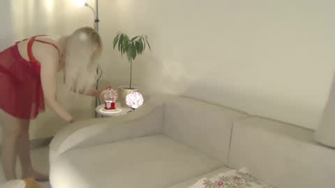 Snapshot of annett chatting on February 2025 02:24:01 PM Annett online show from February 2025 02:24:01 PM