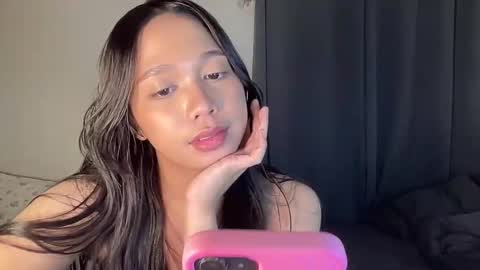 Annette 03 online show from October 2025 12:20:01 PM