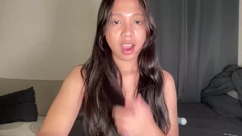 Annette 03 online show from December 2025 04:46:01 PM