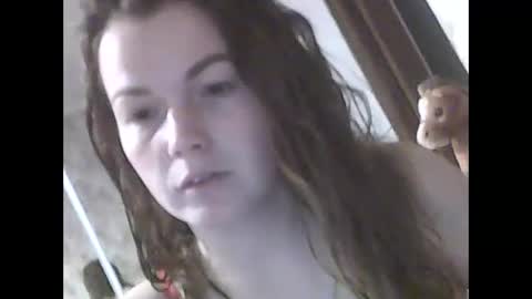 Snapshot of annetteleah chatting on November 2025 09:25:01 PM AnnetteLeah online show from November 2025 09:25:01 PM