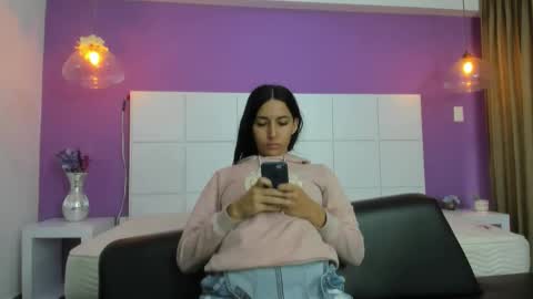 Ann online show from December 2025 12:43:02 PM