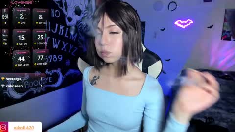 Snapshot of anni_420_ chatting on March 2025 02:23:02 AM Nikoll online show from March 2025 02:23:02 AM