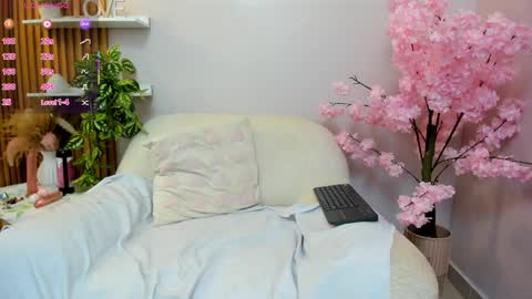   online show from April 2026 06:16:01 PM