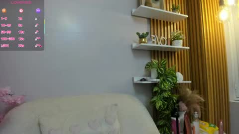 Snapshot of anni_petite_ chatting on April 2026 09:31:02 PM online show from April 2026 09:31:02 PM