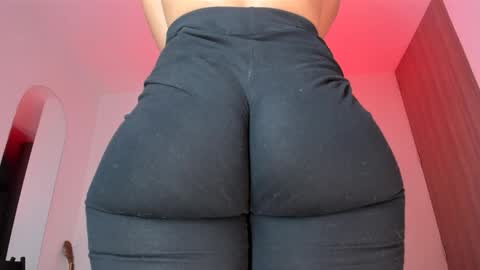 Snapshot of annibigass4daddy chatting on May 2026 12:51:02 AM Creamy online show from May 2026 12:51:02 AM