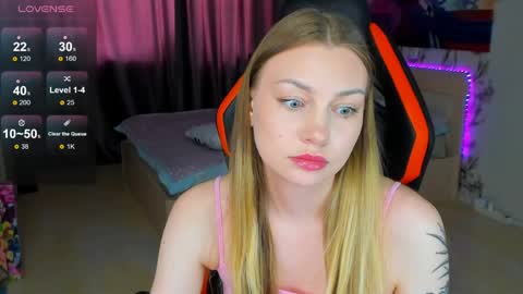 Snapshot of annie69kiss chatting on May 2026 10:11:02 AM Annie online show from May 2026 10:11:02 AM