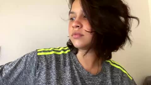 Snapshot of annie_catt_ chatting on December 2024 07:21:02 PM Annie online show from December 2024 07:21:02 PM